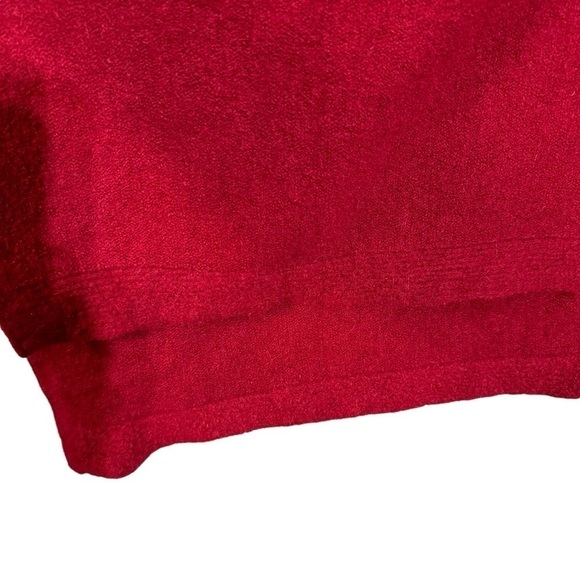 ECHOVIEW Red Peruvian Wool & Baby Alpaca V-neck Poncho - Picture 3 of 8